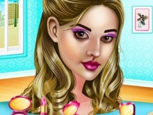 Emily's Folklore Fashion Dress Up Game - Dress Up Game